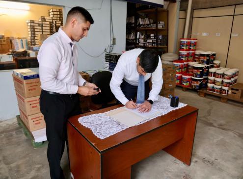 entrega papeles
